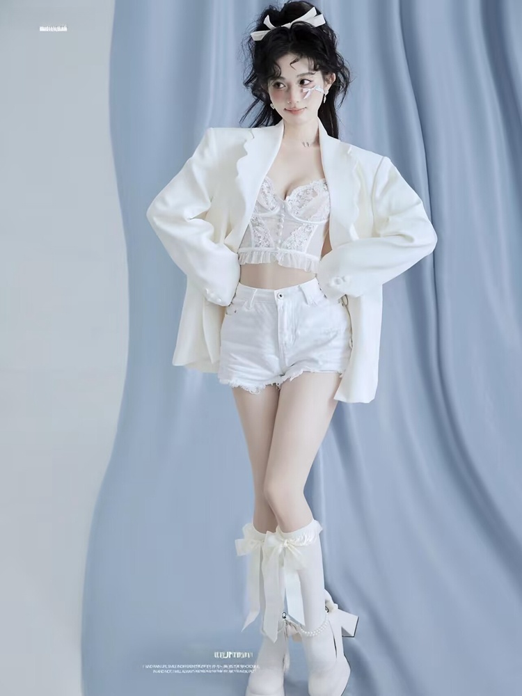 Studio Photography Suit White  - đánh giá và giá Ethnic Clothing & Online Fashion Store Khaadi Us