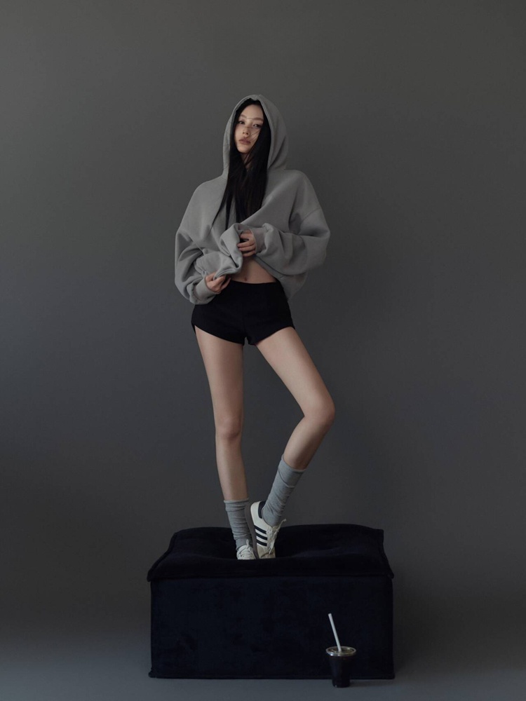 Gray Mood Portrait Theme Photo - đánh giá và giá Ethnic Clothing & Online Fashion Store Khaadi Us