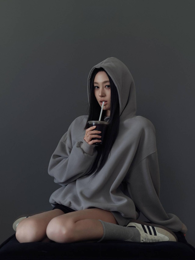 Gray Mood Portrait Theme Photo - đánh giá và giá Ethnic Clothing & Online Fashion Store Khaadi Us