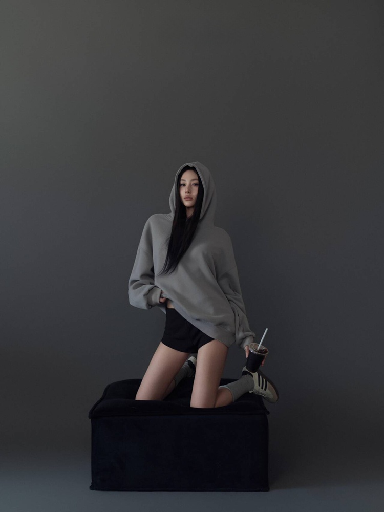 Gray Mood Portrait Theme Photo - đánh giá và giá Ethnic Clothing & Online Fashion Store Khaadi Us