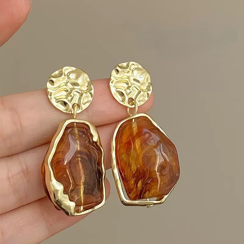 Retro Needle Fashion Pendant E - đánh giá và giá Ethnic Fashion Trends 2025